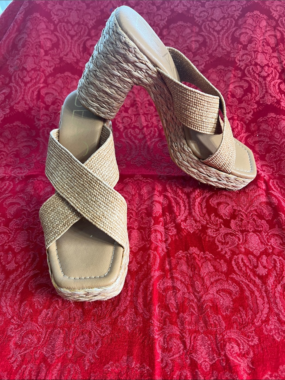 Beach by Matisse Tan Woven Platform Slide Sandals Women's Size 10M